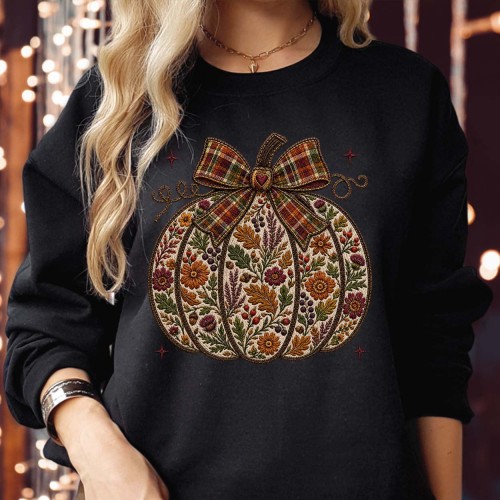 Vintage Floral Pumpkin Sweatshirt | Coquette Bow Autumn Harvest Jumper