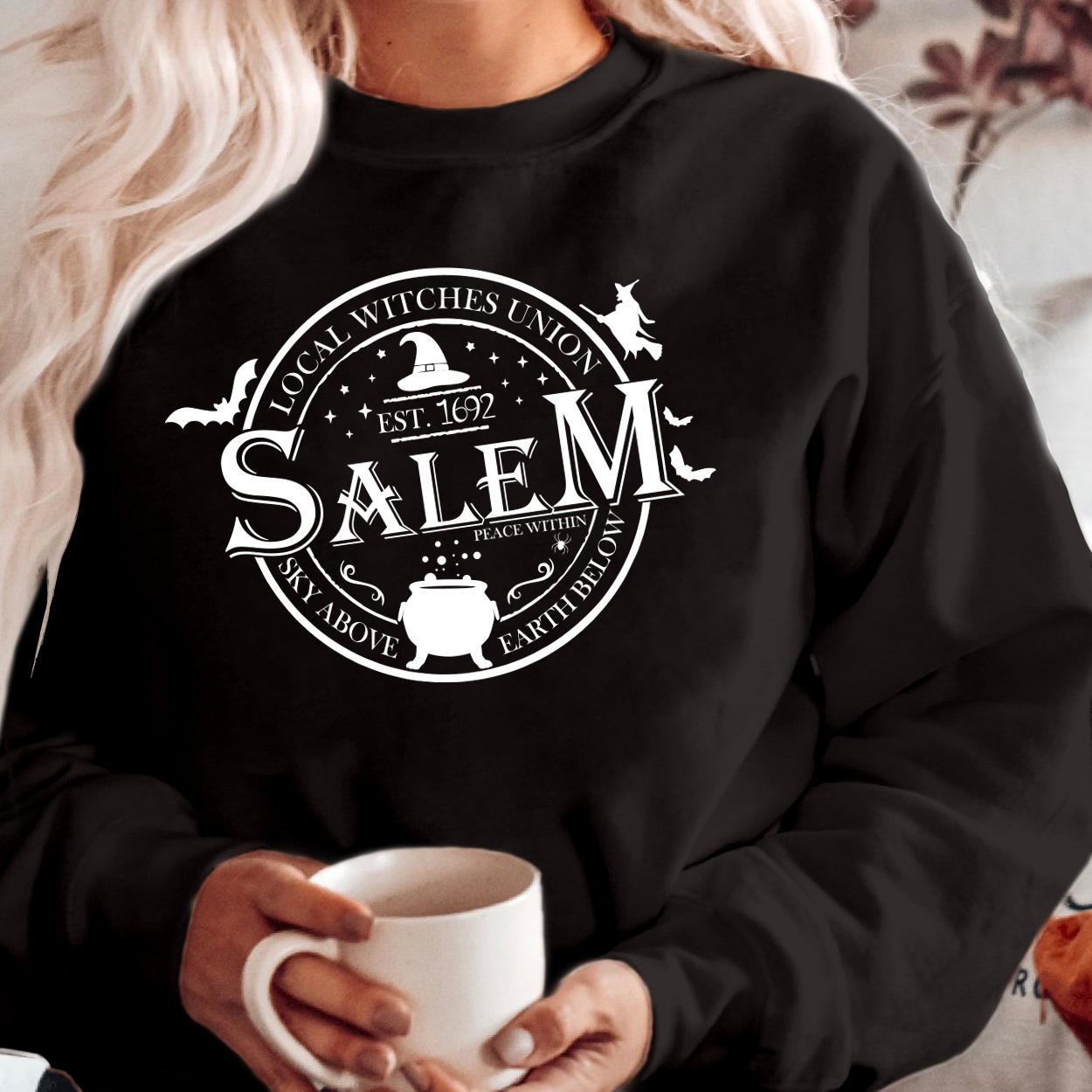 SWEATSHIRT (1842) Salem Local Witches Union Hocus Pocus