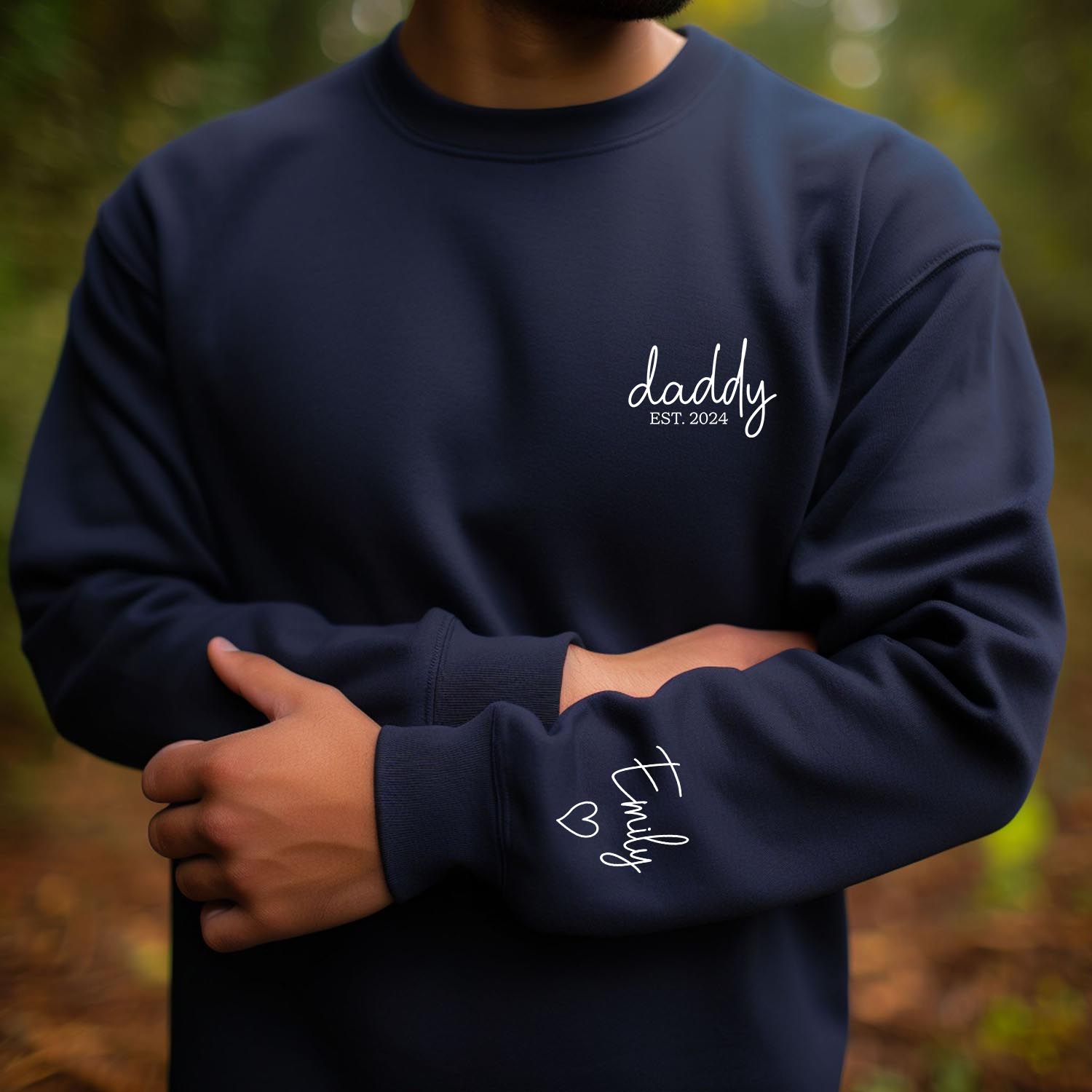 Personalised Daddy Est Baby Child Custom Name on Sleeve Father's Day Sweatshirt Kids Names Daddy Papa Super Dad Birthday Funny Fathers Day Jumper