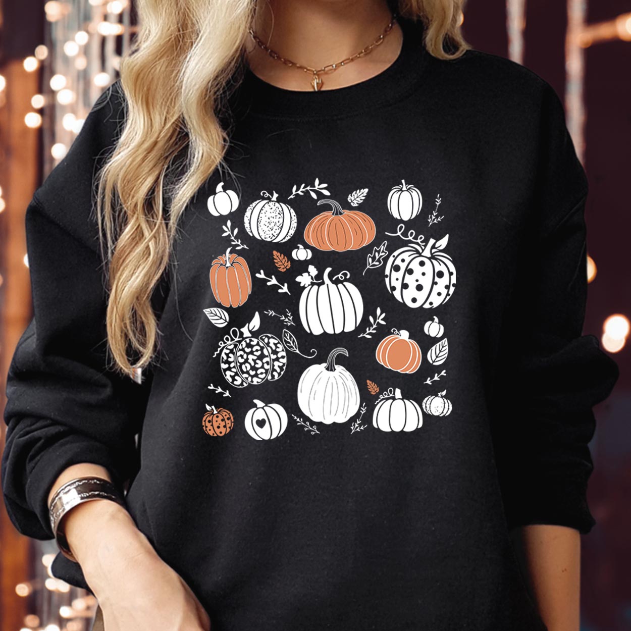 SWEATSHIRT (1977) Pumpkin Doodle Hello Fall Autumn