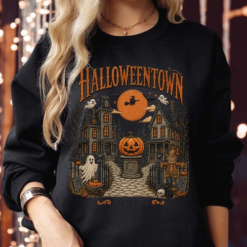 Halloweentown Est 1998 Sweatshirt Haunted House Pumpkin Scarecrow Spooky Jumper