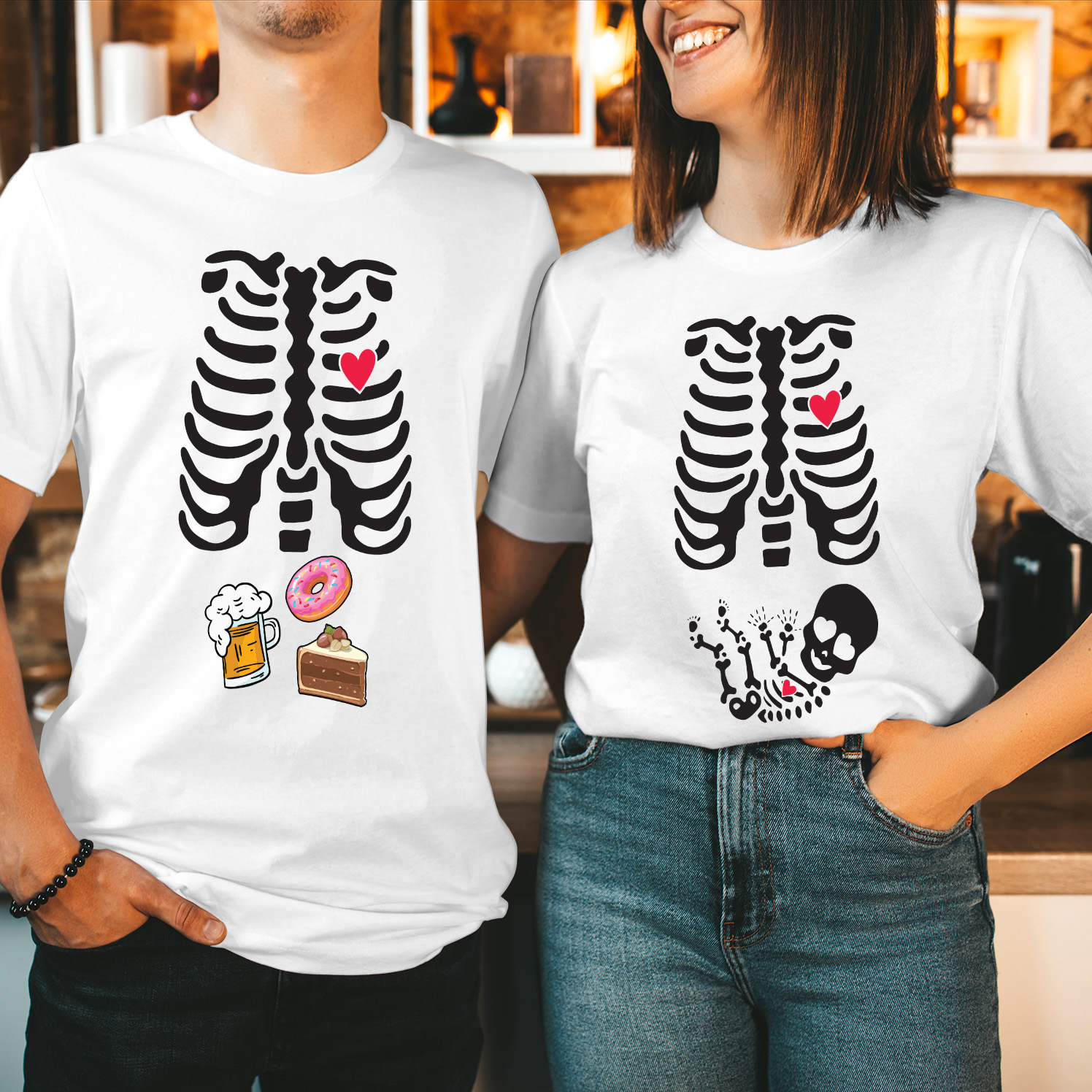 Beer and Cake Skeleton Ribcage Halloween Maternity T-Shirt Funny Couple Costume Pregnant Belly Skeleton Baby Mom Mum to Be Pregnancy Announcement Tee Parents T Shirt