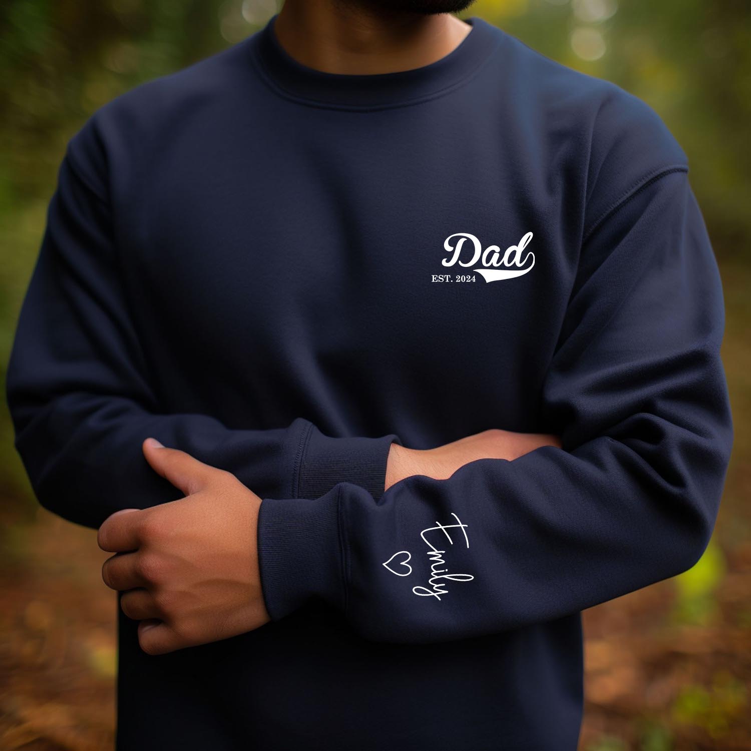 Personalised Dad Est Baby Child Custom Name on Sleeve Father's Day Sweatshirt Kids Name Daddy Papa Super Dad Birthday Funny Fathers Day Jumper